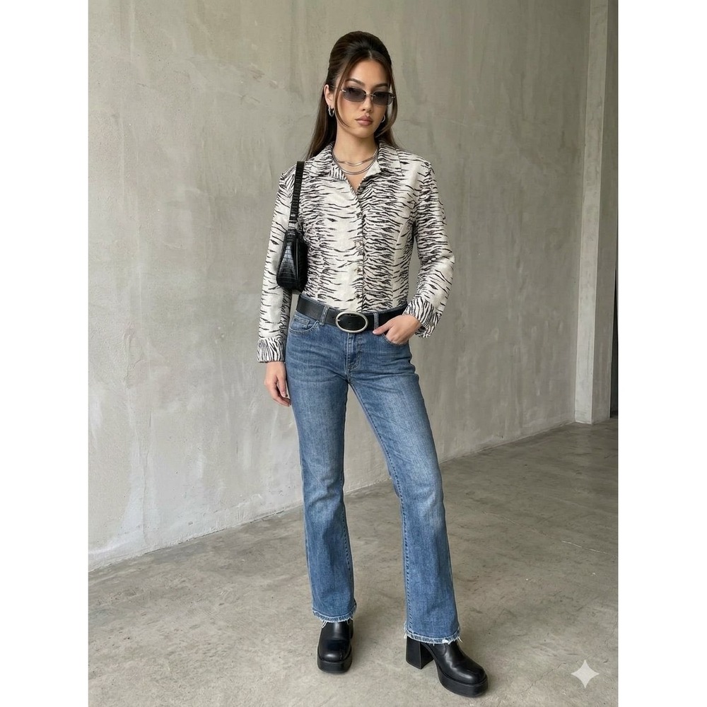 Vintage Y2K Women Small Silk Zebra Print Button Front Top Mob Wife Night Out